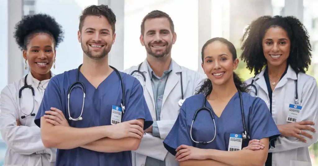 Qual a diferença entre Enfermagem e Medicina?